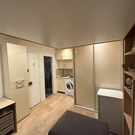 Cozy Latin Quarter Appartamento *